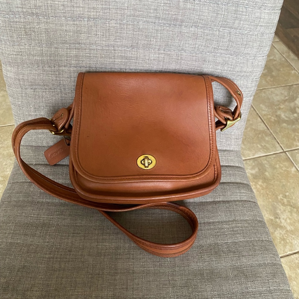 Vintage Coach legacy Tail flap crossbody bag 9965